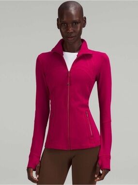 EUC Lululemon Define Jacket *Luon in Pomegranate Size 8